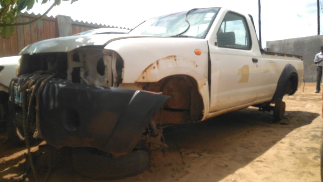 Nissan Hardbody