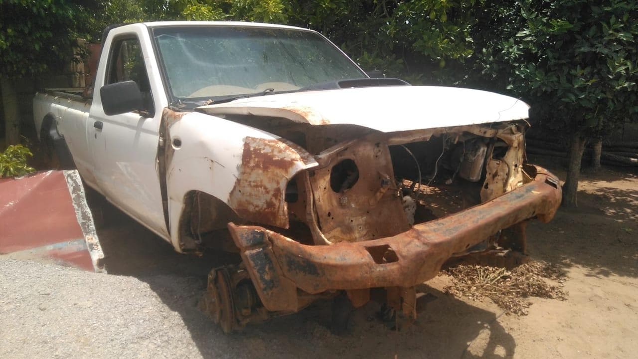 Carcaça- Nissan Harbody — image 1