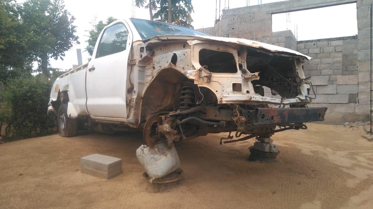 Carcaça- Toyota Hilux — imagem 3