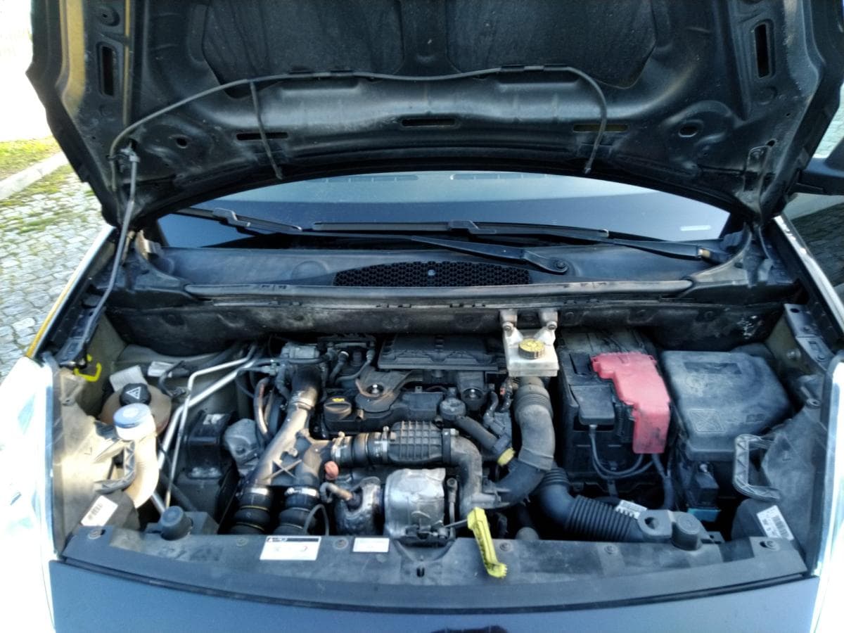 Peugeot Partner · 3 lugares — imagem 14