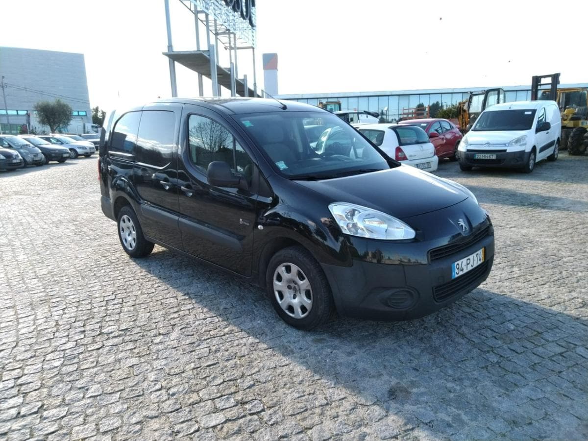 Peugeot Partner · 3 lugares — imagem 1