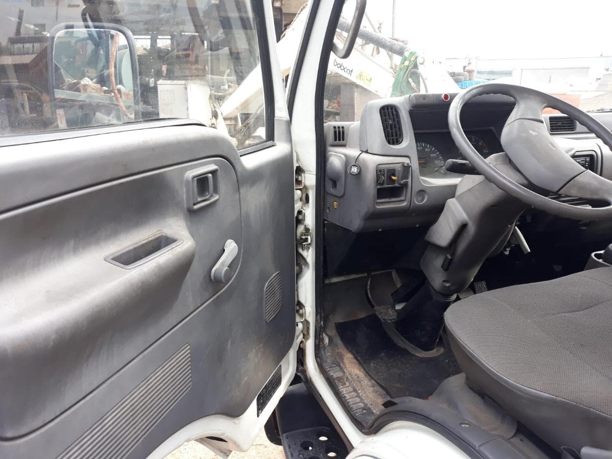 Nissan Cabstar E90 — imagem 10