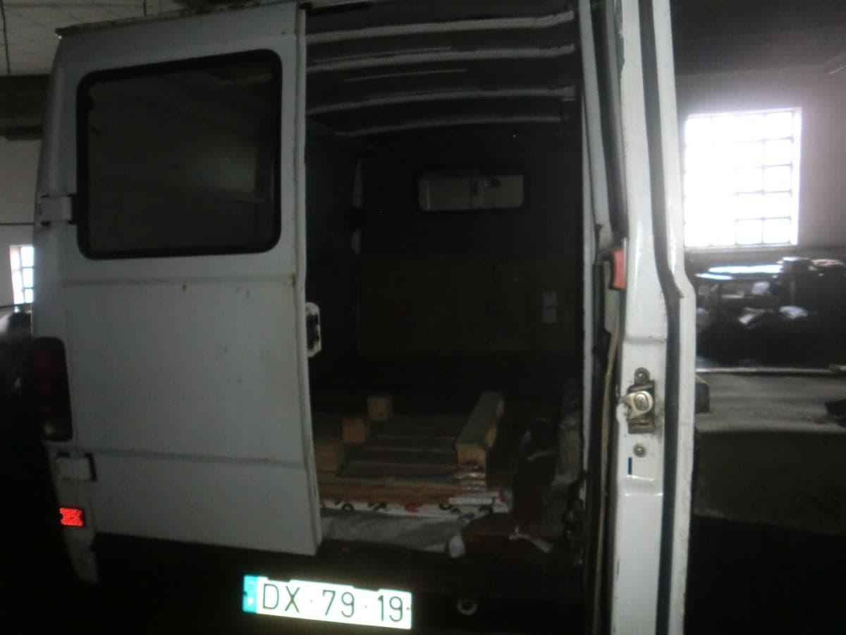 MERCEDES-BENZ 208D — imagen 2