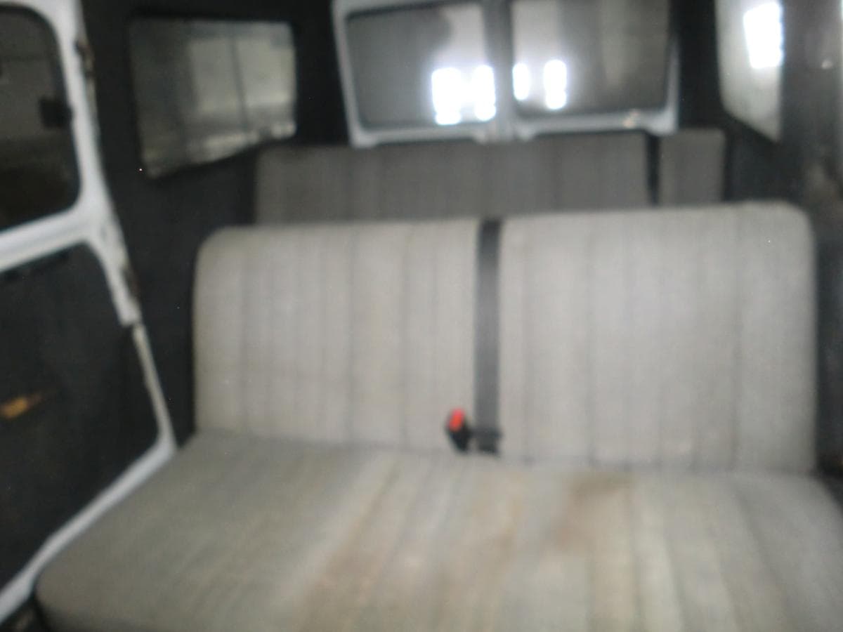 MERCEDES-BENZ 208D — imagem 3
