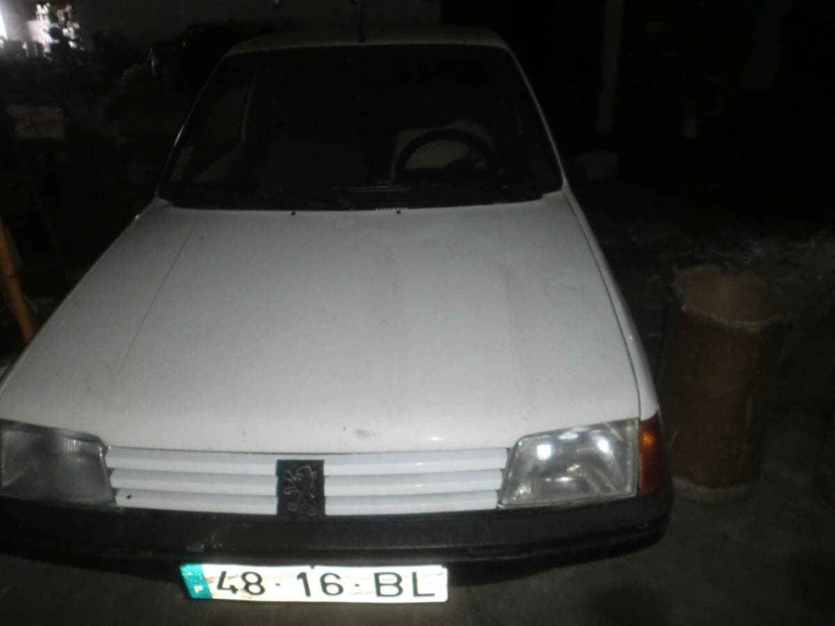 PEUGEOT 205 XAD — imagen 2
