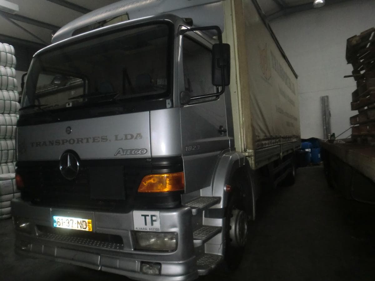 MERCEDES-BENZ ATEGO 1823 — imagem 2