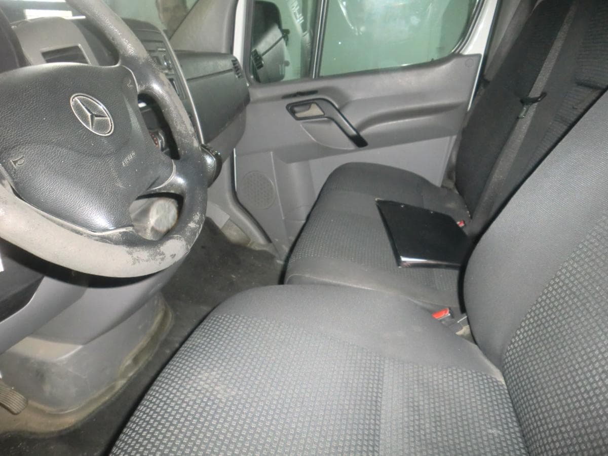 MERCEDES-BENZ SPRINTER 518 — image 5