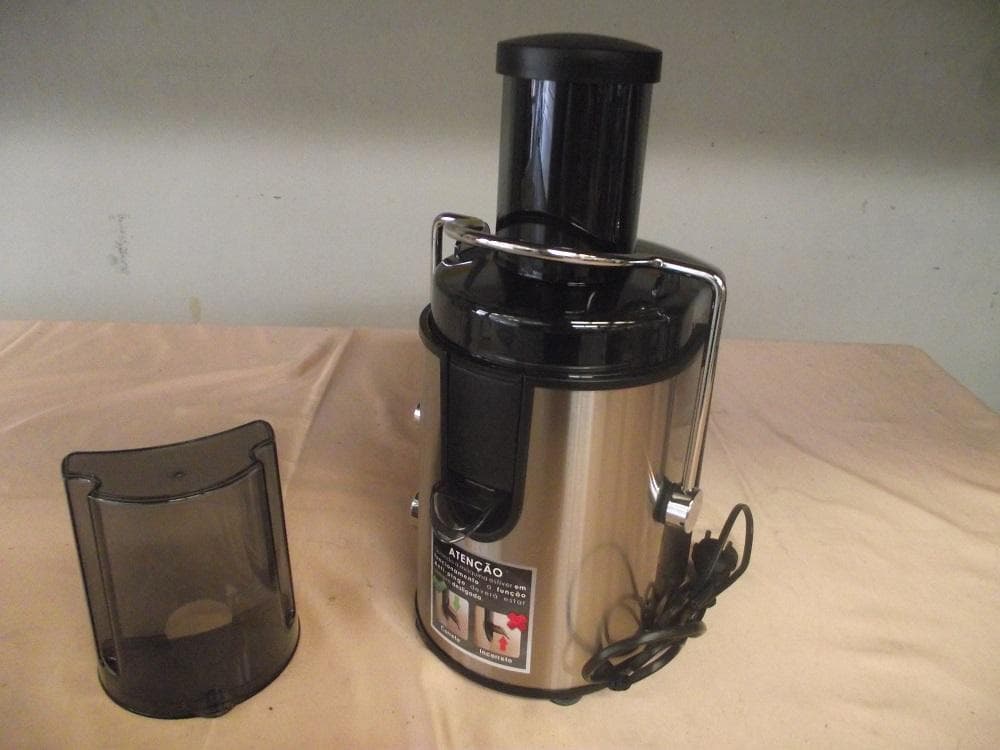 Centrifugadora de Frutas Haeger — imagen 2