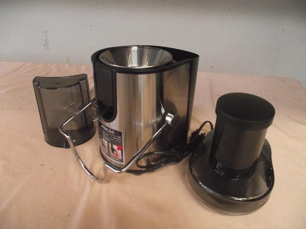 Centrifugadora de Frutas Haeger — imagen 3