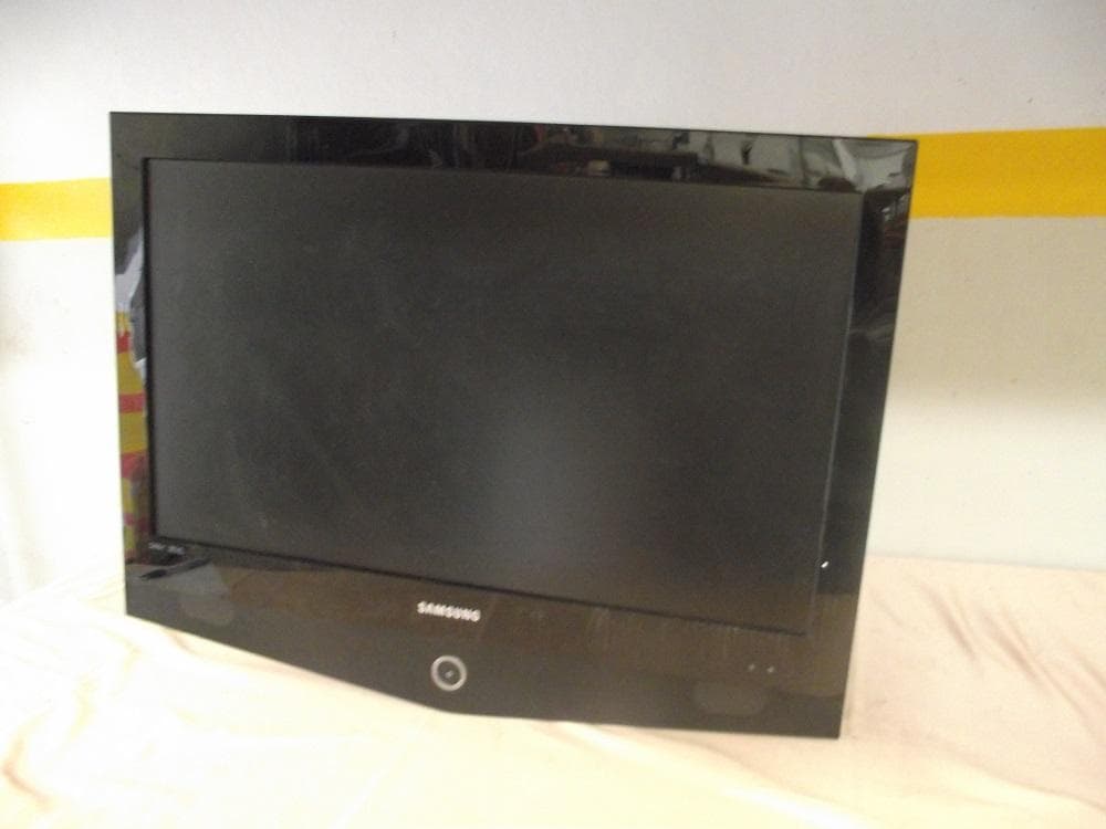 Televisor LCD Samsung — image 1