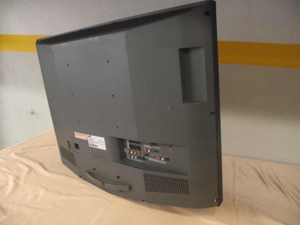 Televisor LCD Samsung — image 3