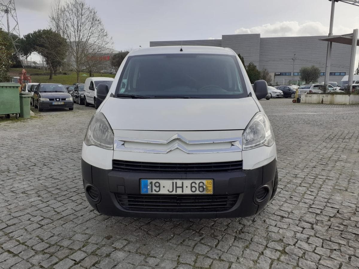 Citroën Berlingo · 3 lugares — imagen 2