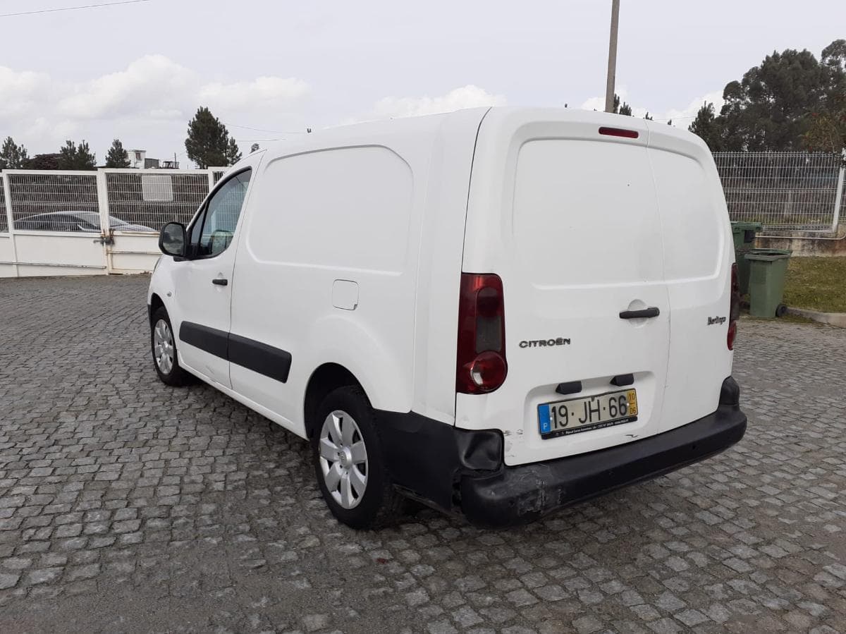 Citroën Berlingo · 3 lugares — imagen 6