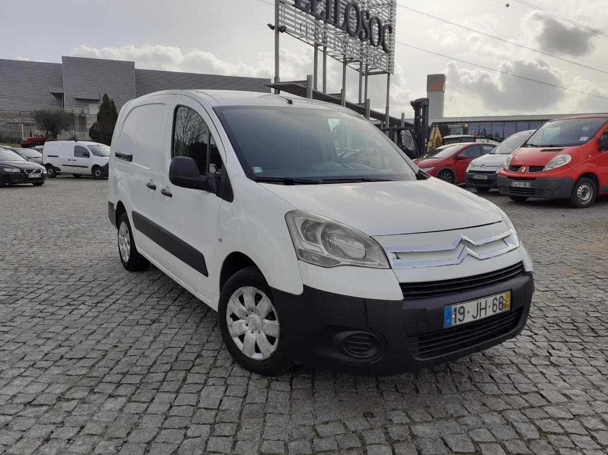 Citroën Berlingo · 3 lugares — imagen 1