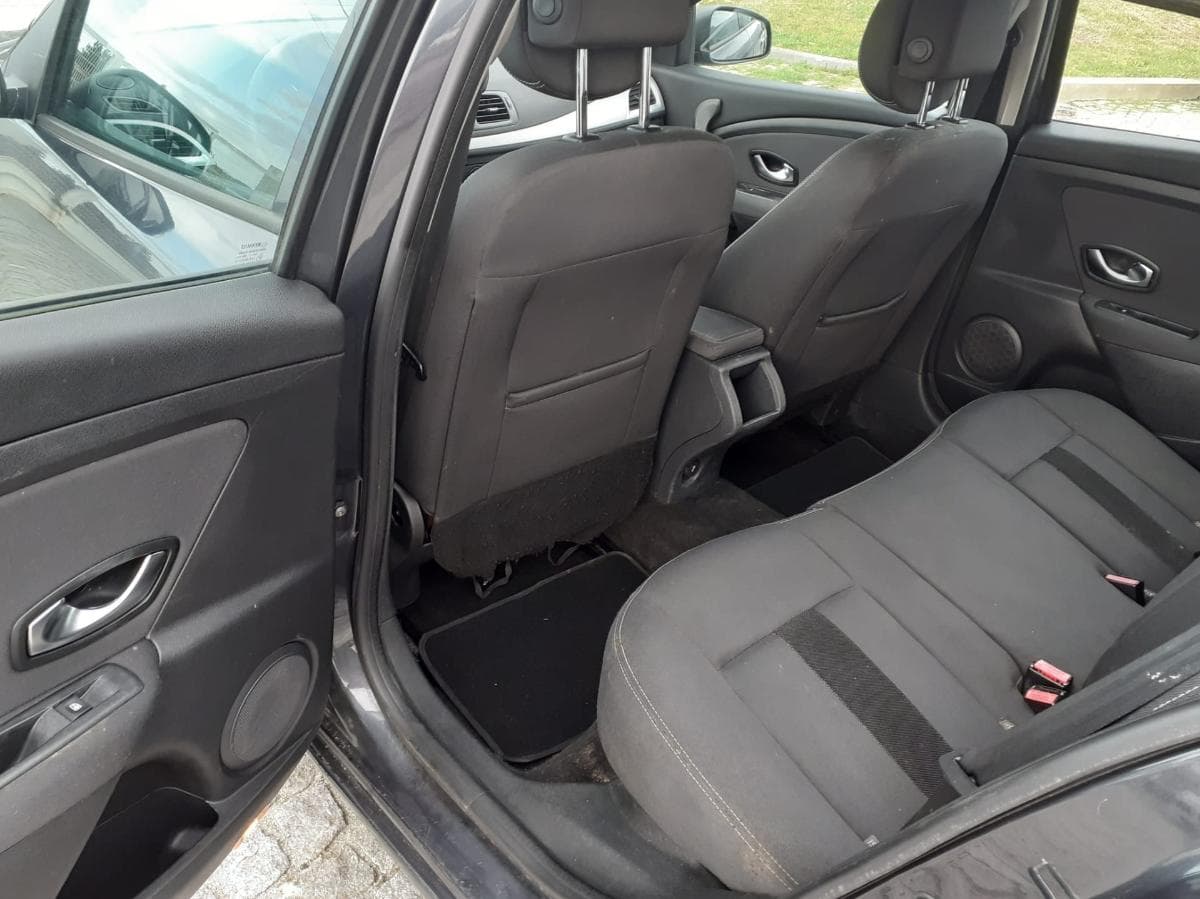 Renault Mégane 1.5 DCI — imagem 14