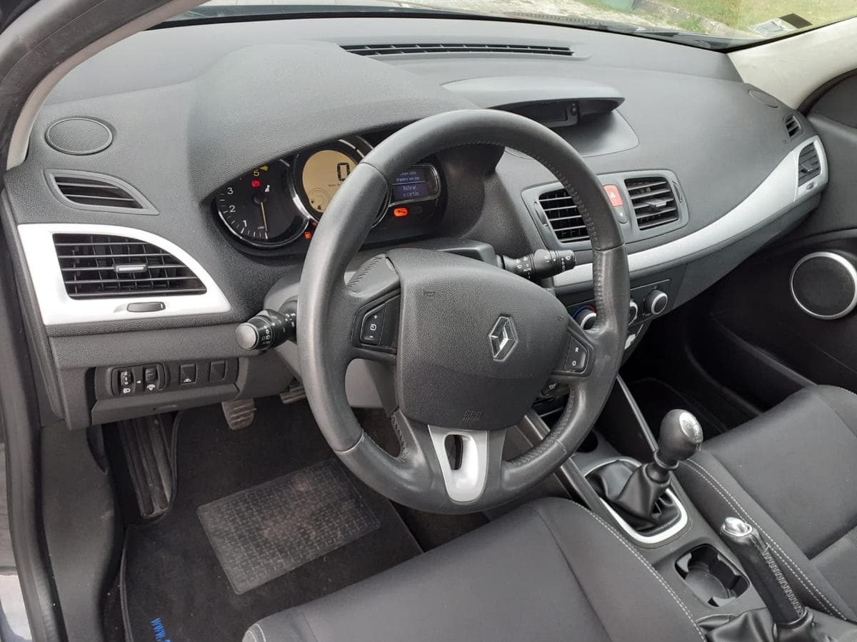 Renault Mégane 1.5 DCI — imagem 10