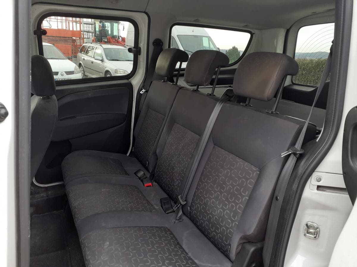 Fiat Doblo Maxi · Ano 2014 — image 14