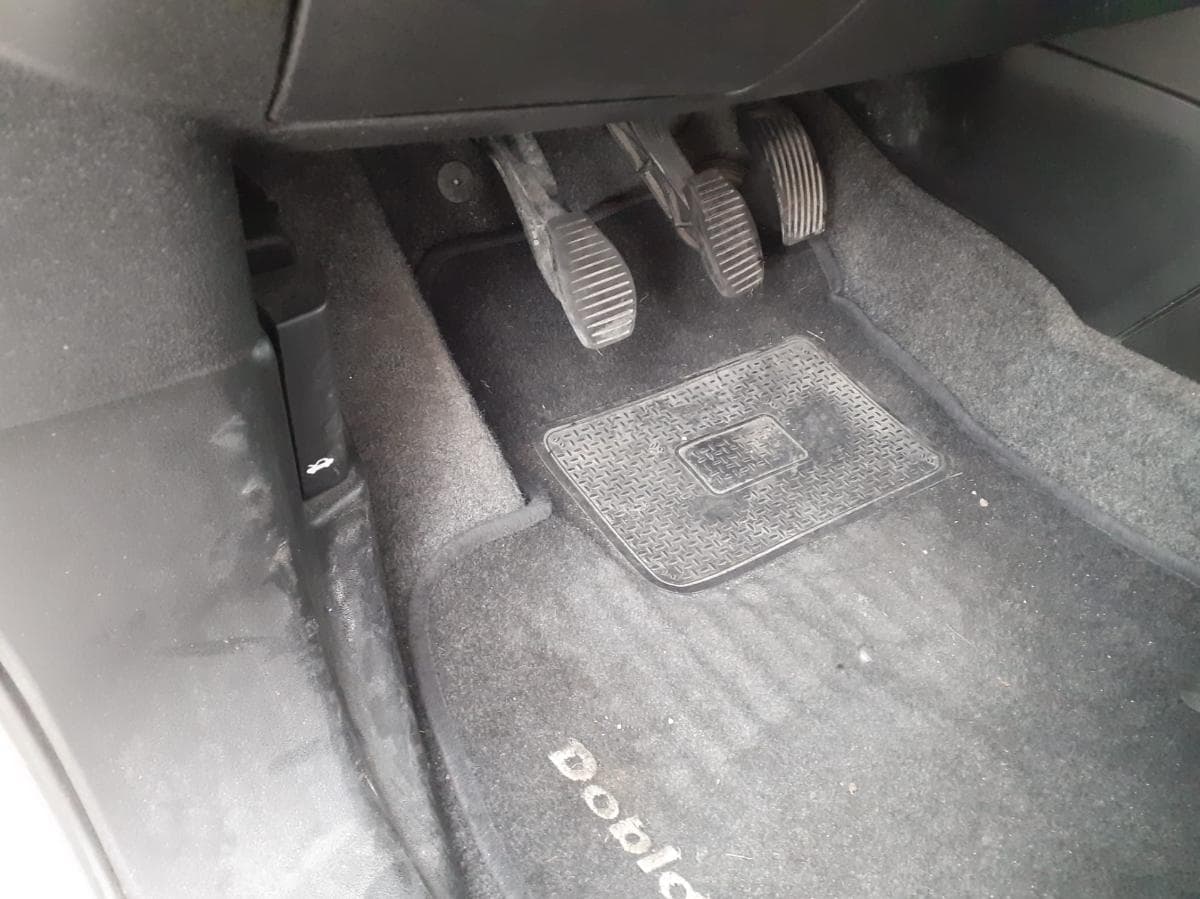 Fiat Doblo Maxi · Ano 2014 — image 8
