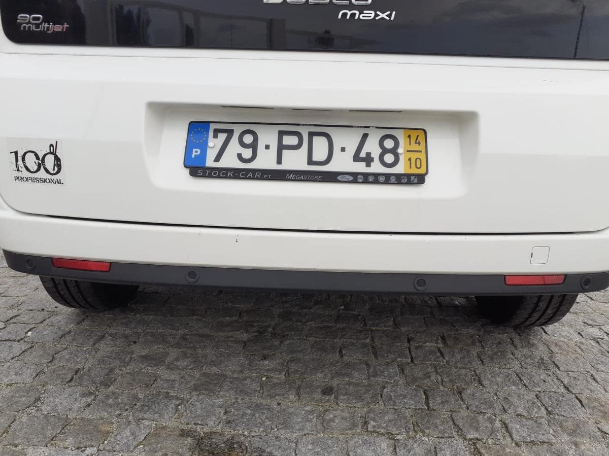 Fiat Doblo Maxi · Ano 2014 — image 17