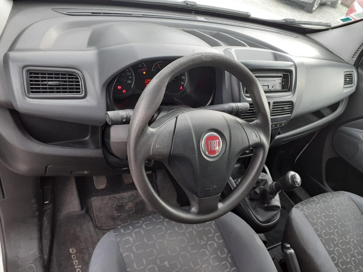 Fiat Doblo Maxi · Ano 2014 — image 10
