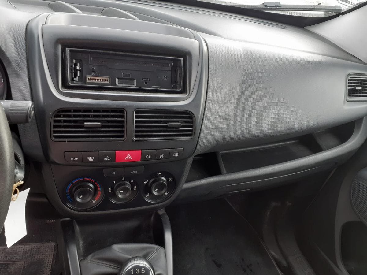 Fiat Doblo Maxi · Ano 2014 — image 13