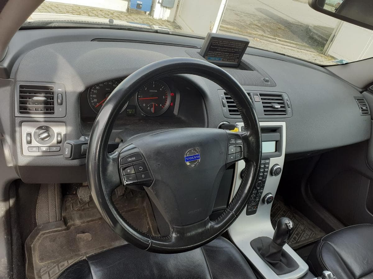 Volvo V50 1.6 D · Ano 2010 — imagem 10