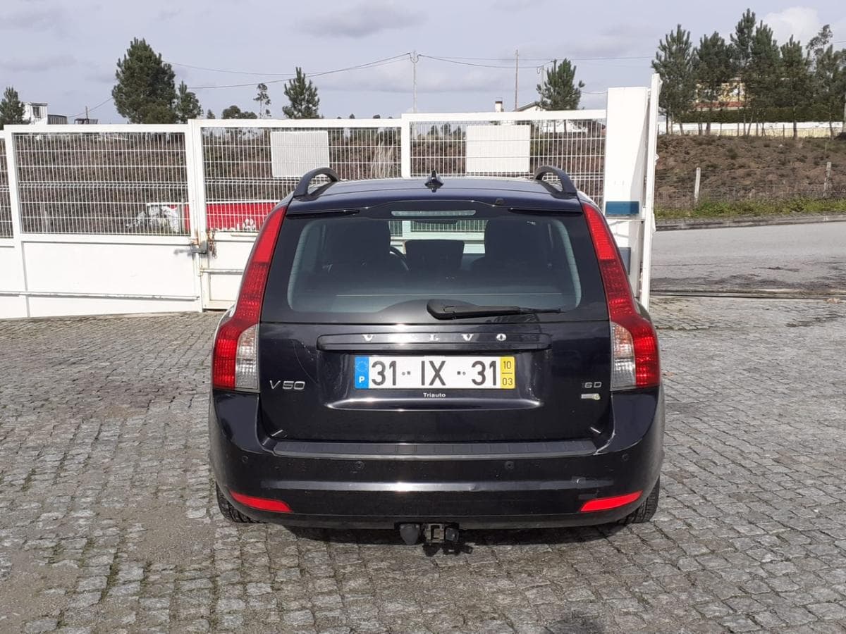Volvo V50 1.6 D · Ano 2010 — imagem 5