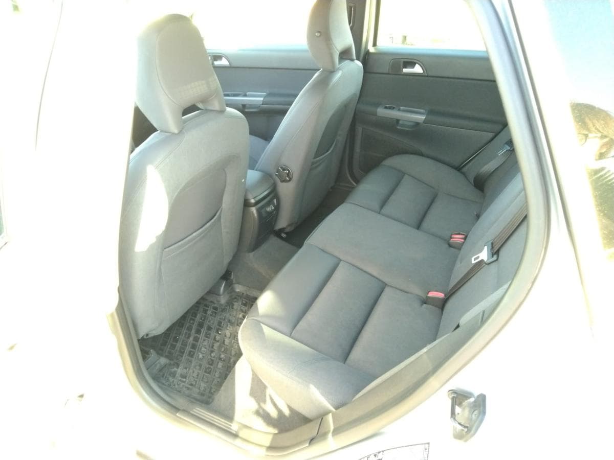 Volvo V50 1.6 D · Ano 2005 — imagen 12