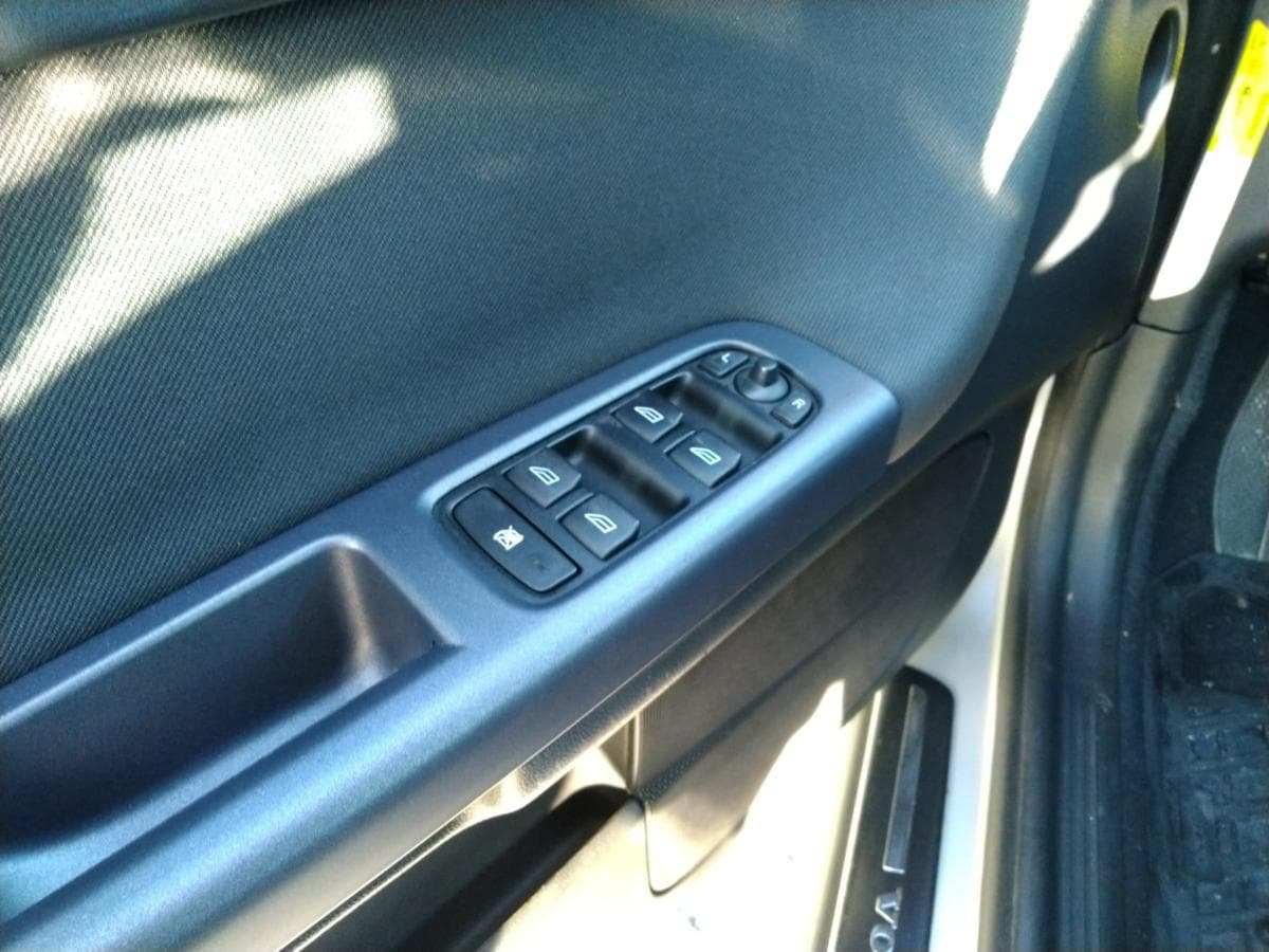 Volvo V50 1.6 D · Ano 2005 — imagen 8