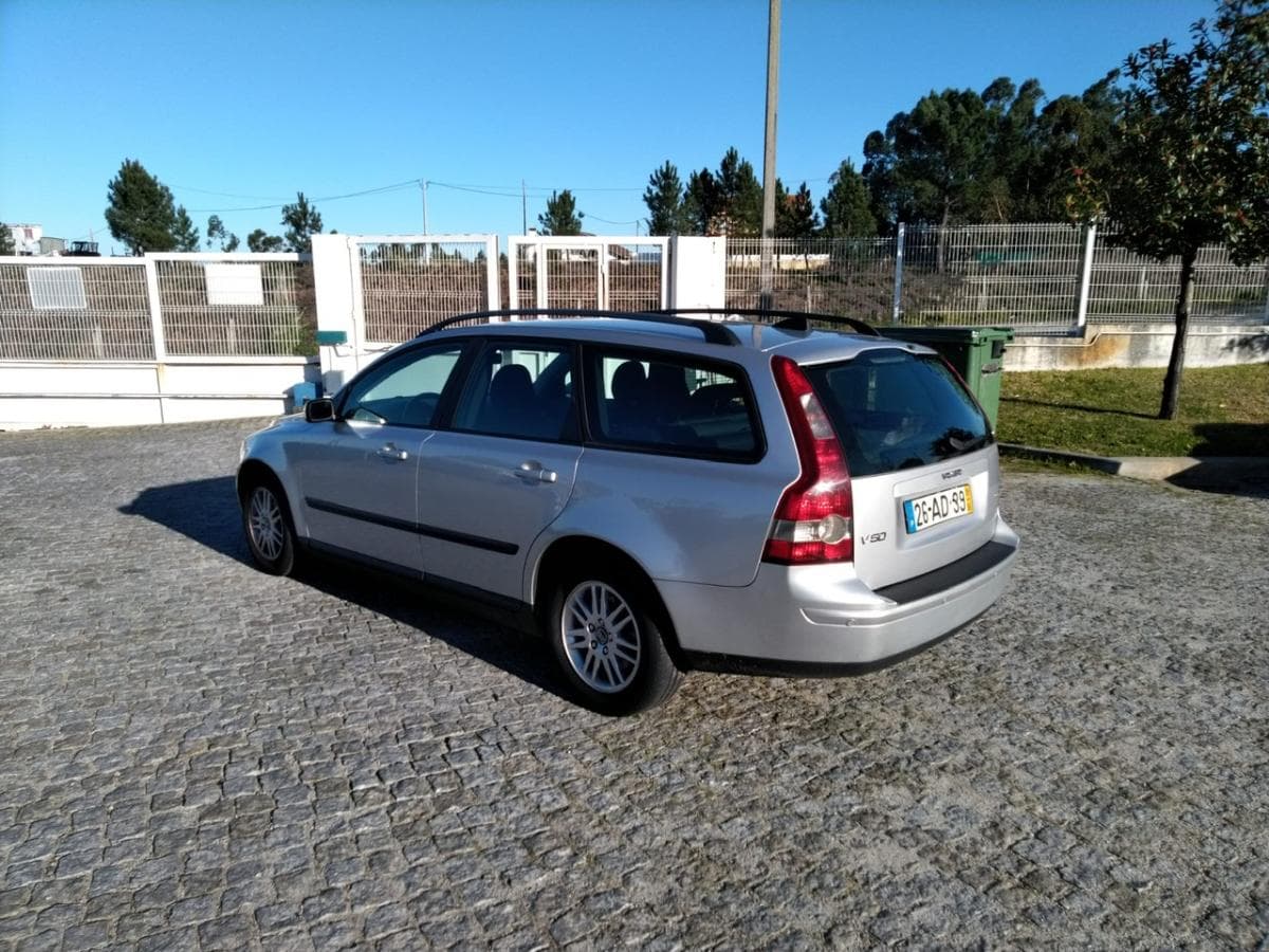 Volvo V50 1.6 D · Ano 2005 — imagen 4