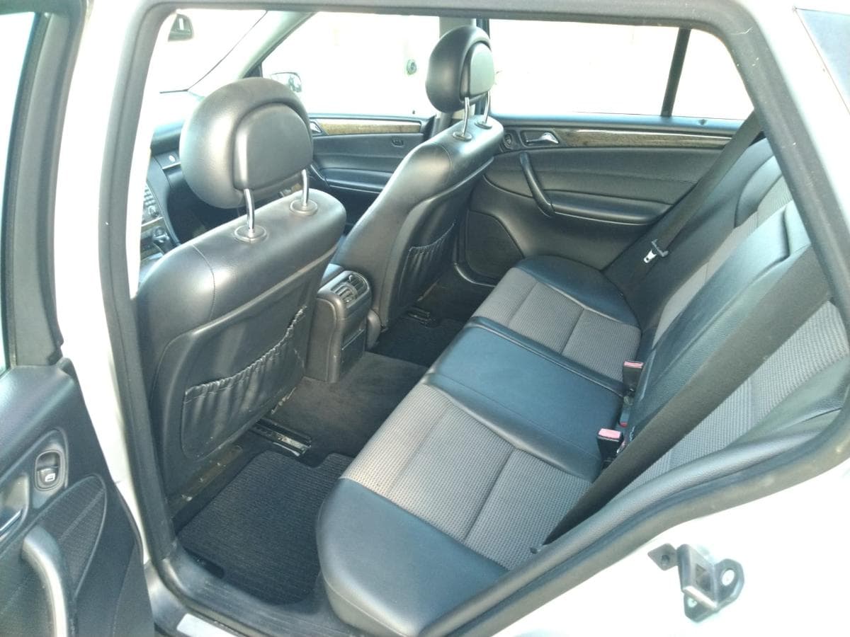 Mercedes-Benz C270 CDI · Ano 2004 — imagen 15