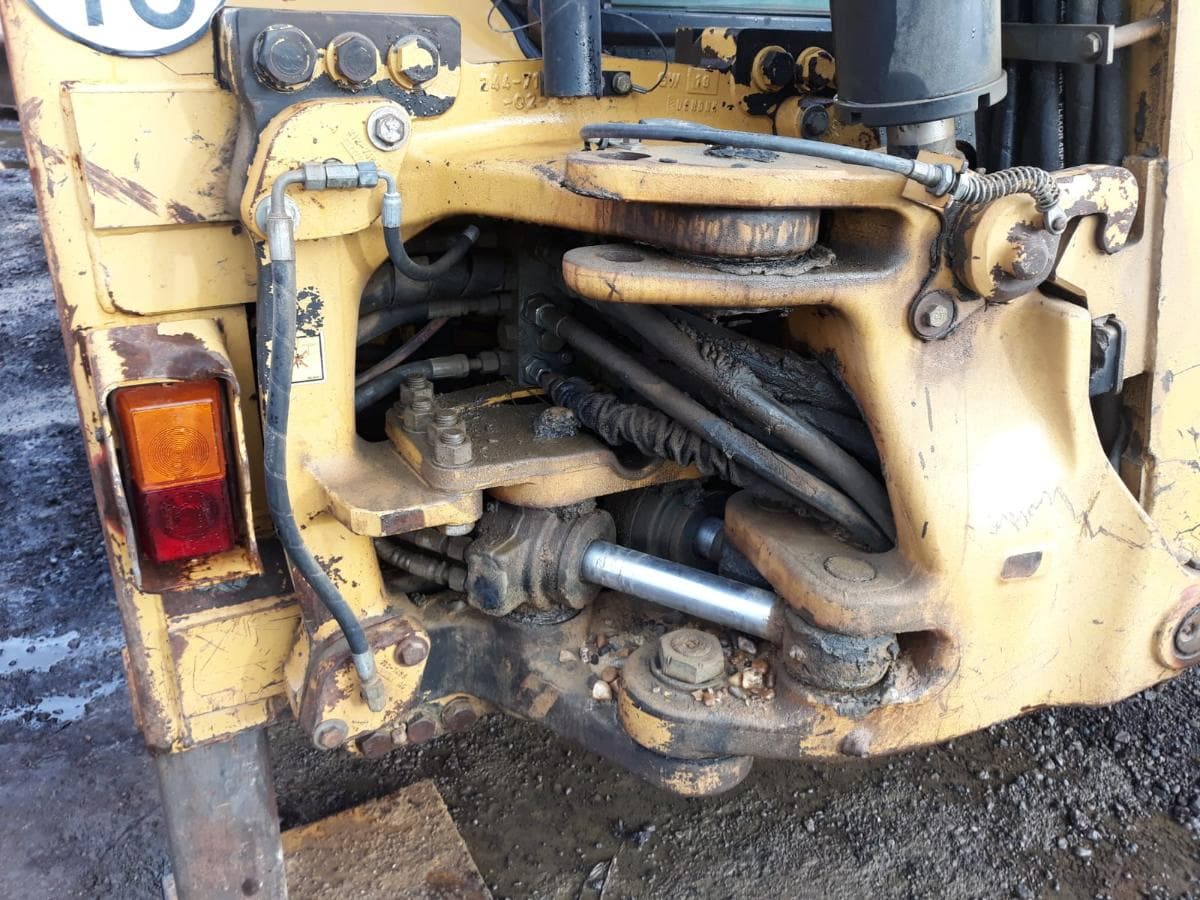 Retroexcavadora Mixta Caterpillar 432E — imagem 12