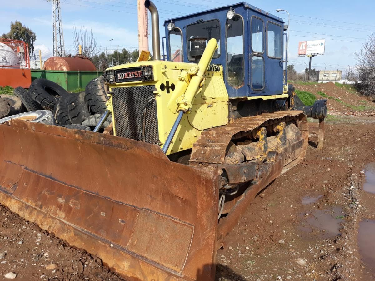 Bulldocer Komatsu D65 — imagem 4