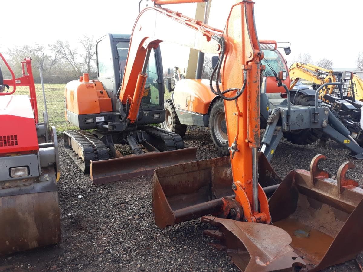 Miniexcavadora Orugas Doosan — imagem 6