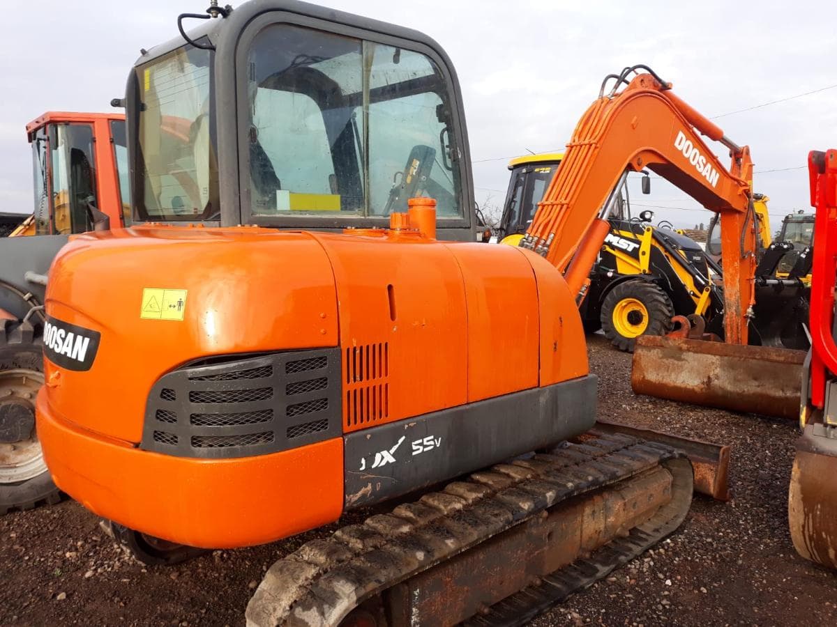 Miniexcavadora Orugas Doosan