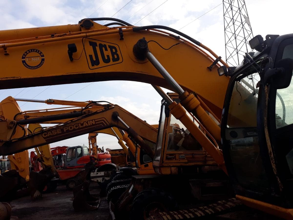 Excavadora JCB 240S — imagem 5