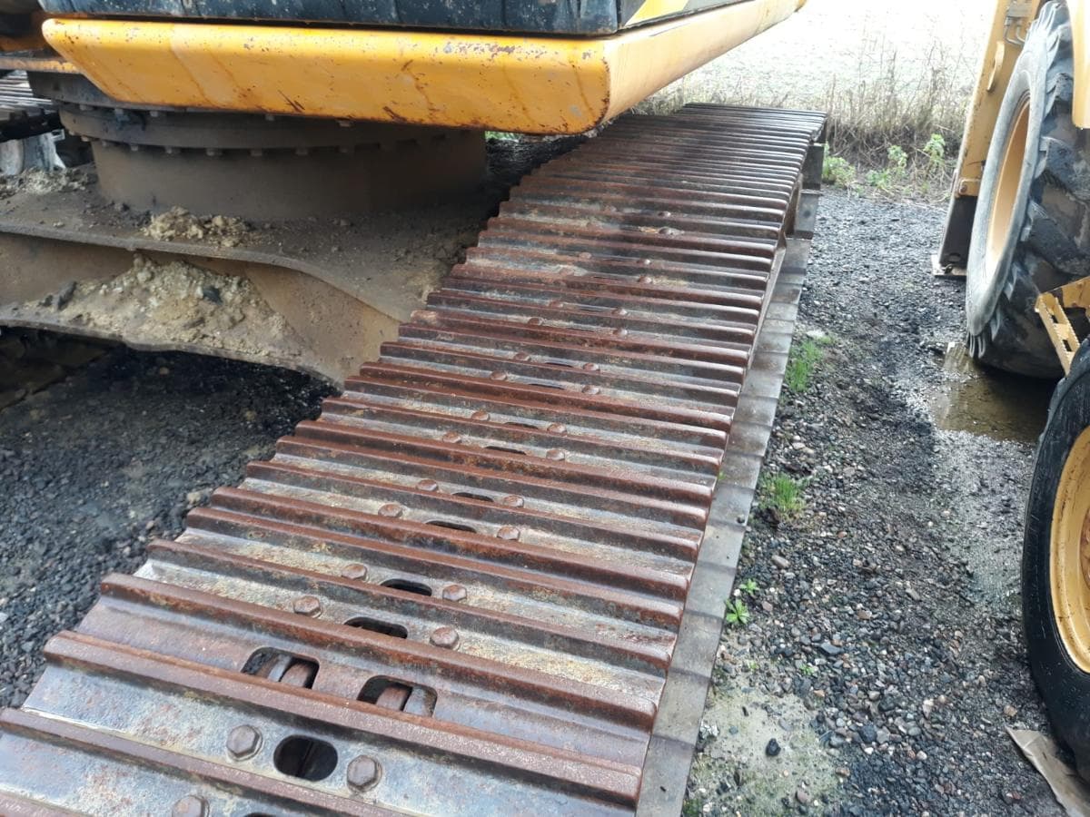 Excavadora JCB 240S — imagem 9