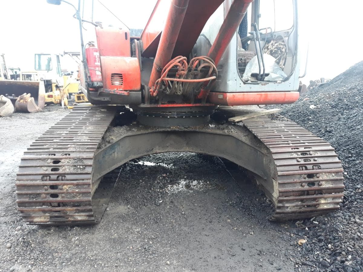 Excavadora FK E215