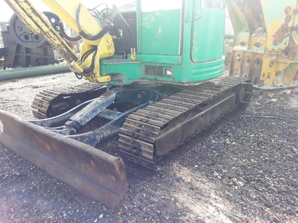 Miniexcavadora Yanmar V10 70 — imagem 5