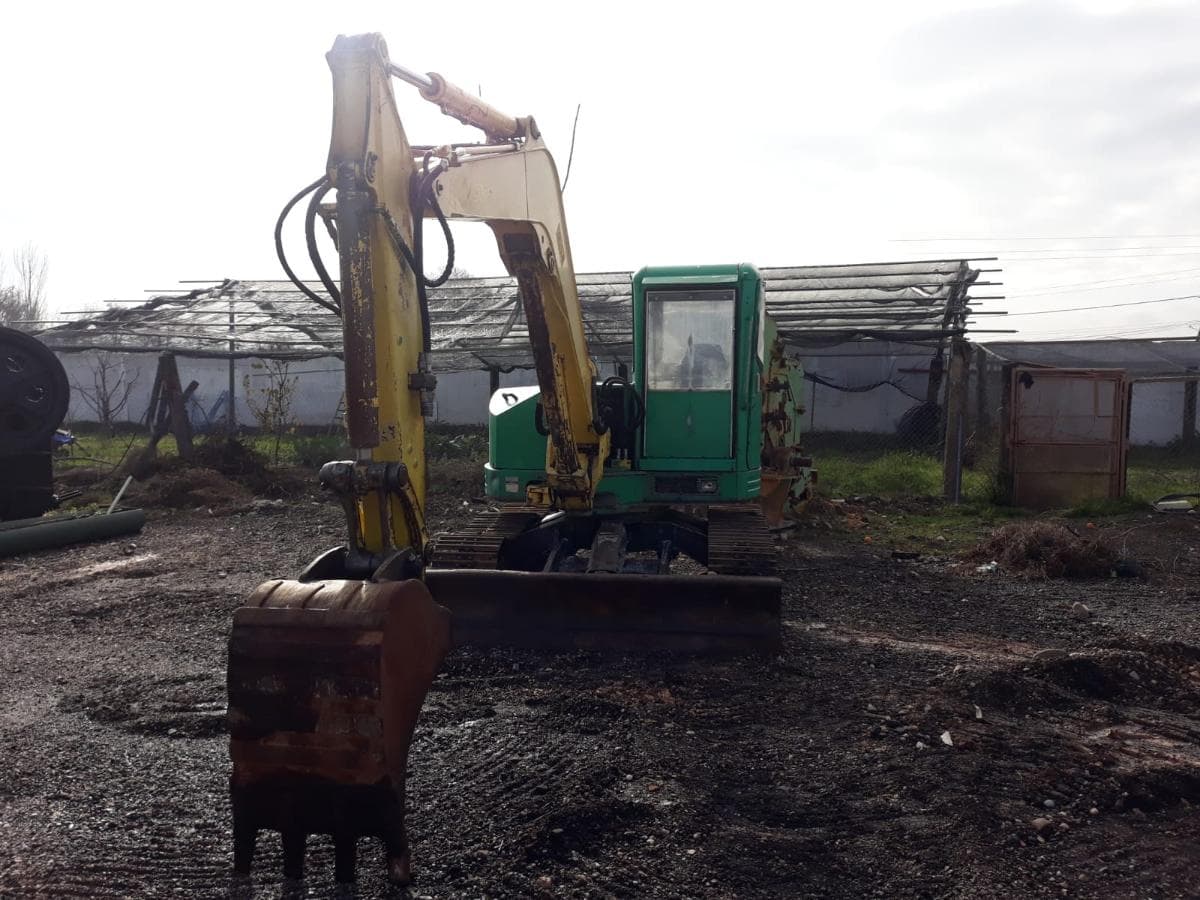 Miniexcavadora Yanmar V10 70 — imagem 16