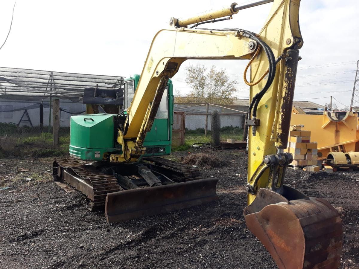Miniexcavadora Yanmar V10 70 — imagem 8