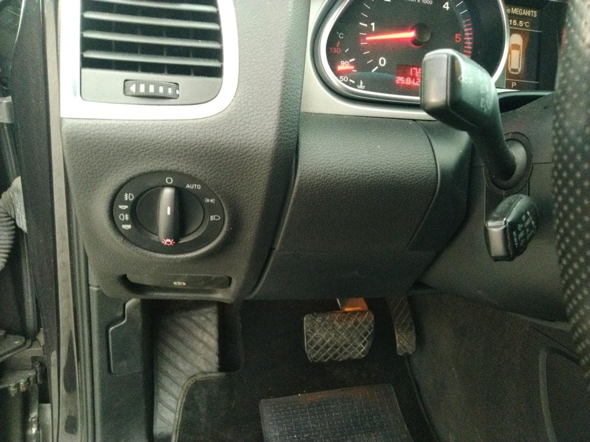 Audi Q7 3.0 TDI · Ano 2008 — imagen 14