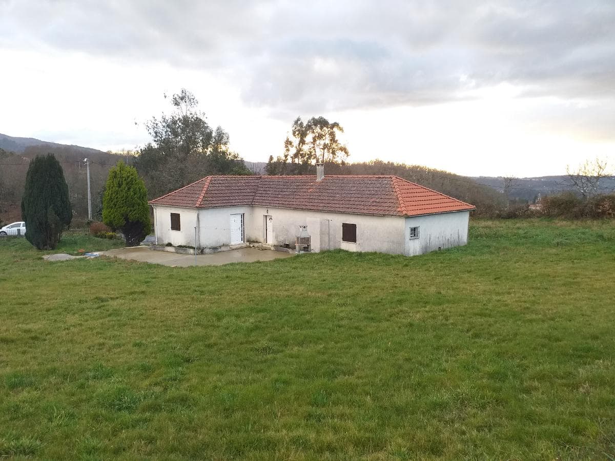 Moradia V4 + Terreno · Paredes de Coura — imagem 13