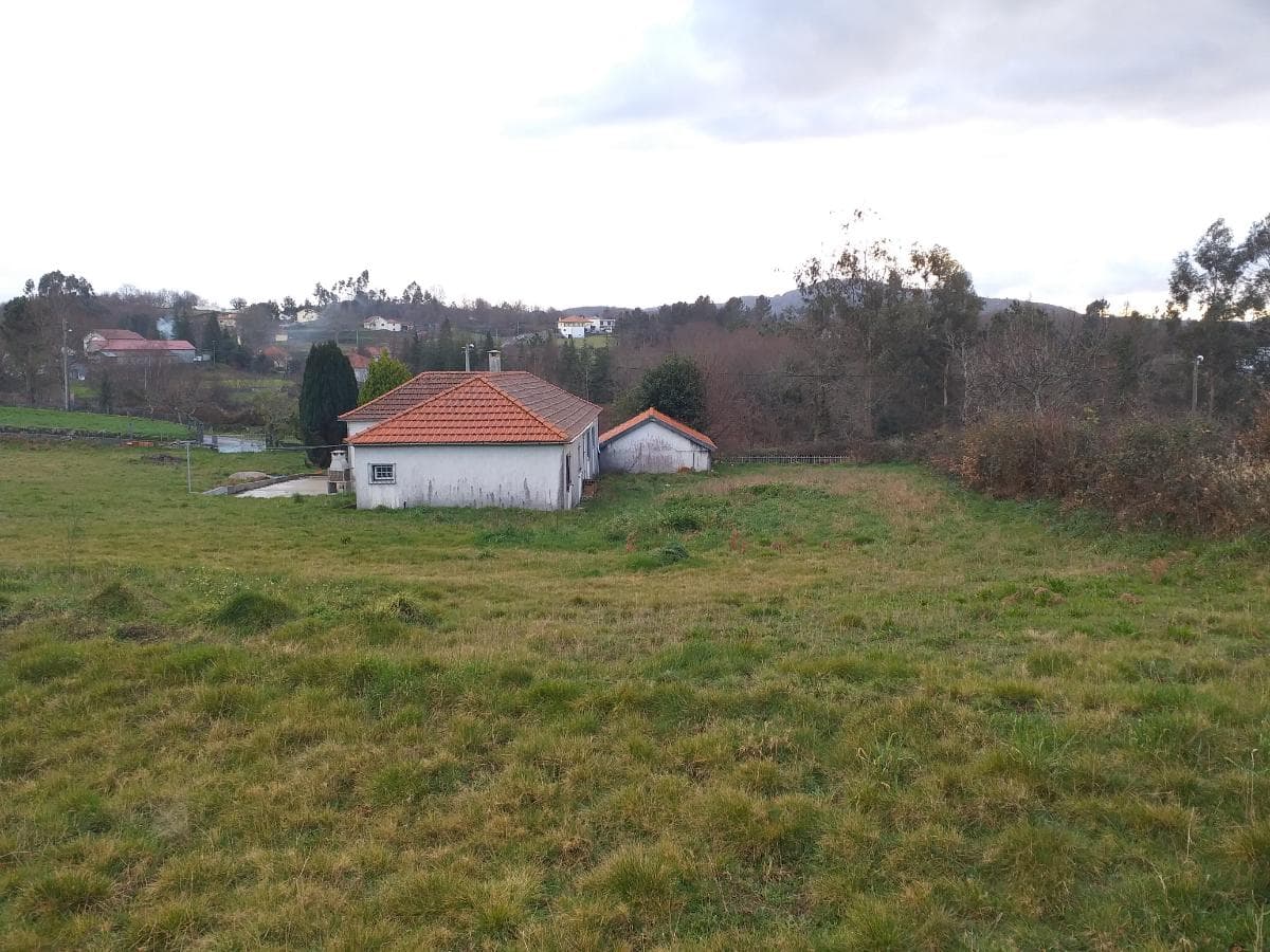 Moradia V4 + Terreno · Paredes de Coura — imagem 12