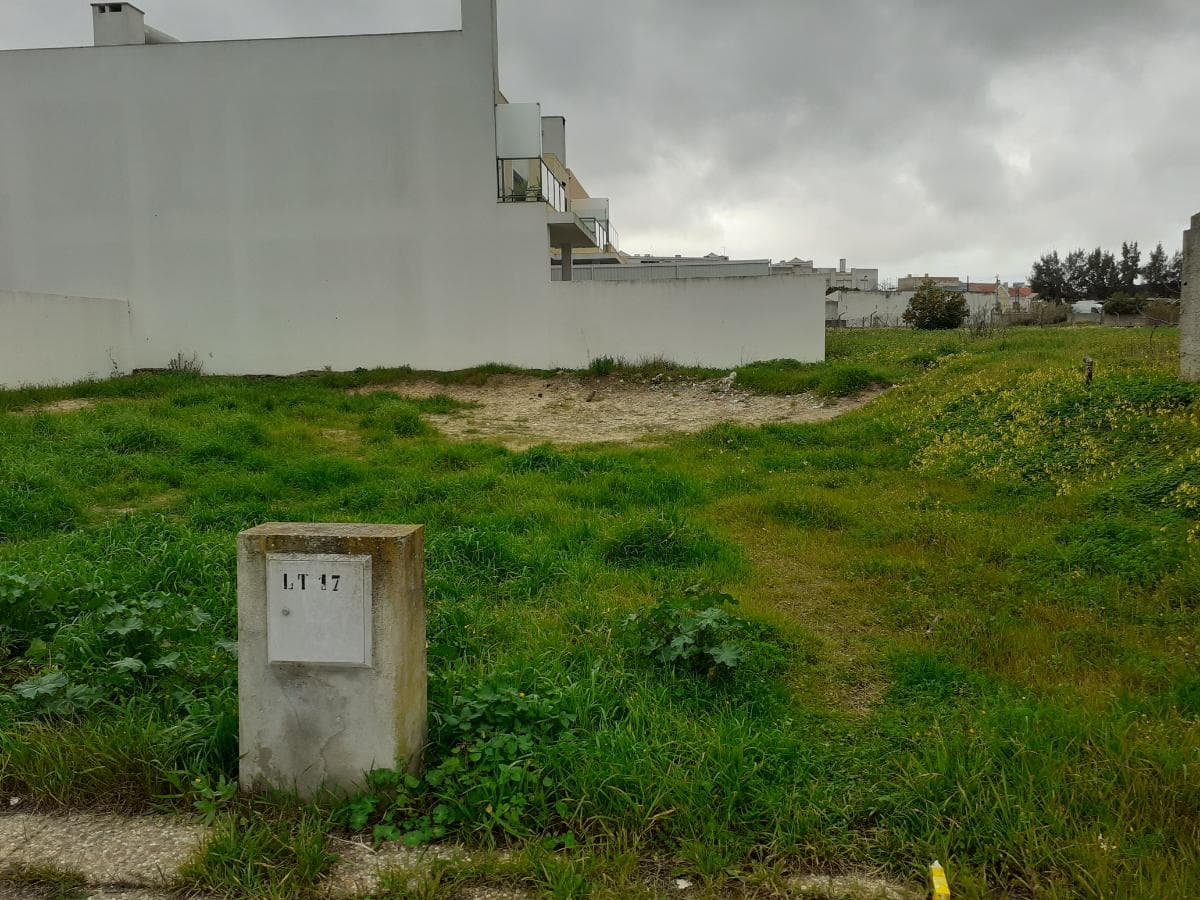1/2 de Lote para Construção · Barreiro — image 2