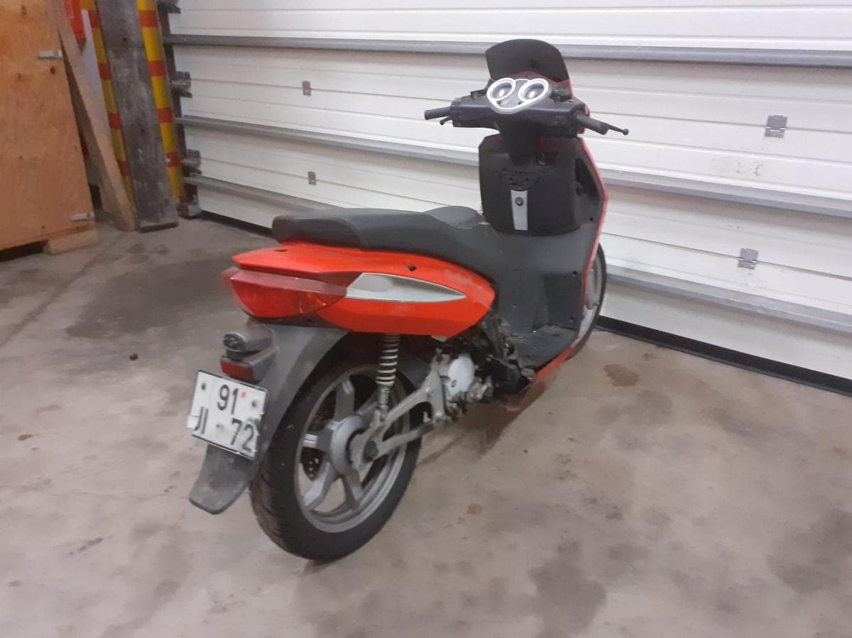 Motociclo Keeway 125 · ano 2010 — imagem 6