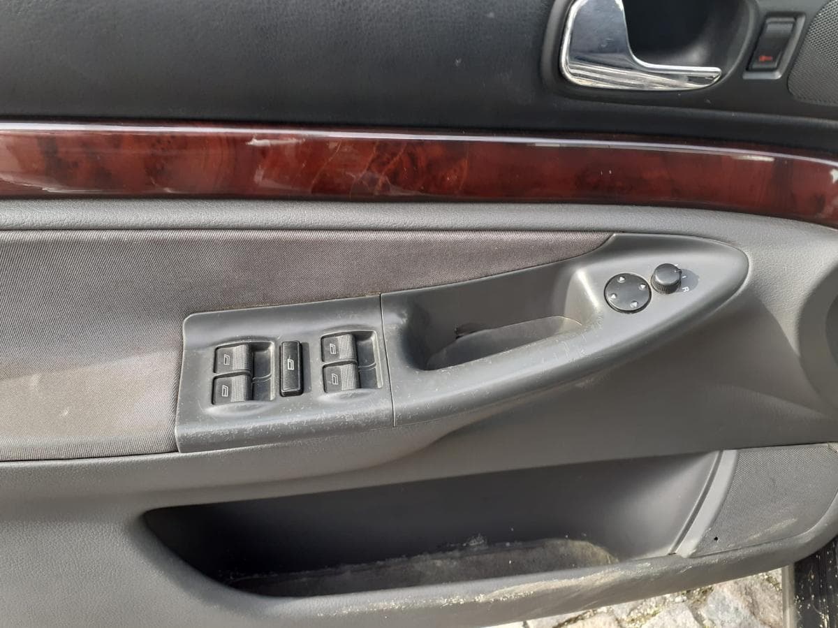 Audi A4 1.9 TDI · Ano 1998 — imagem 9