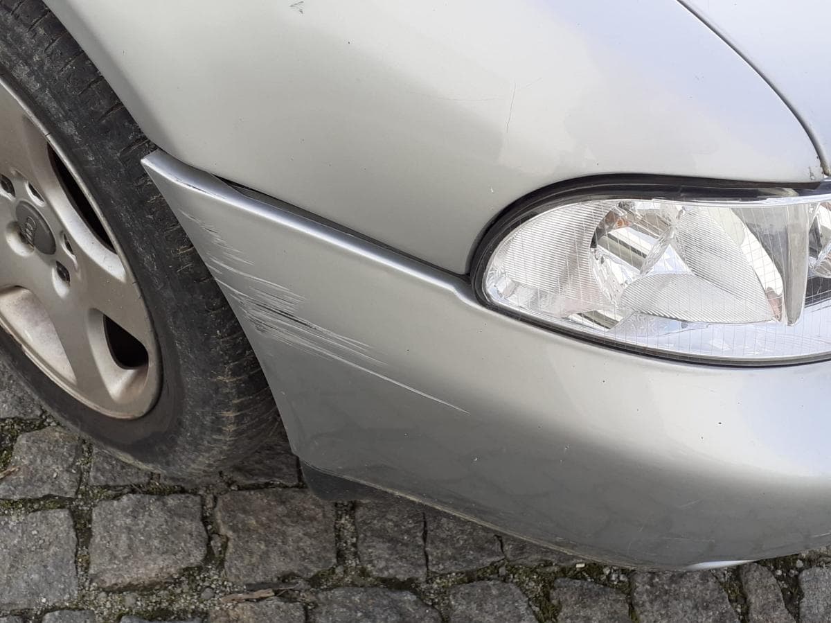 Audi A4 1.9 TDI · Ano 1998 — imagem 18