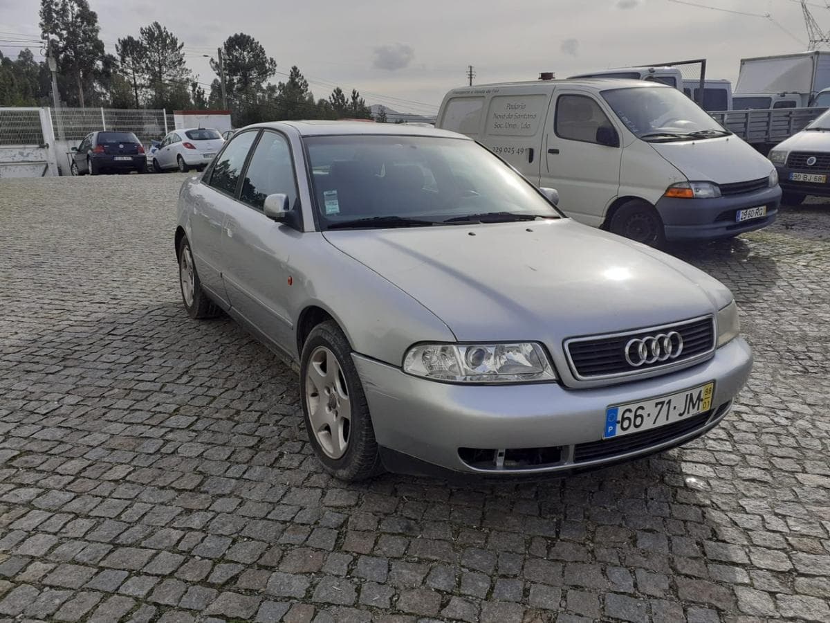Audi A4 1.9 TDI · Ano 1998 — imagem 1