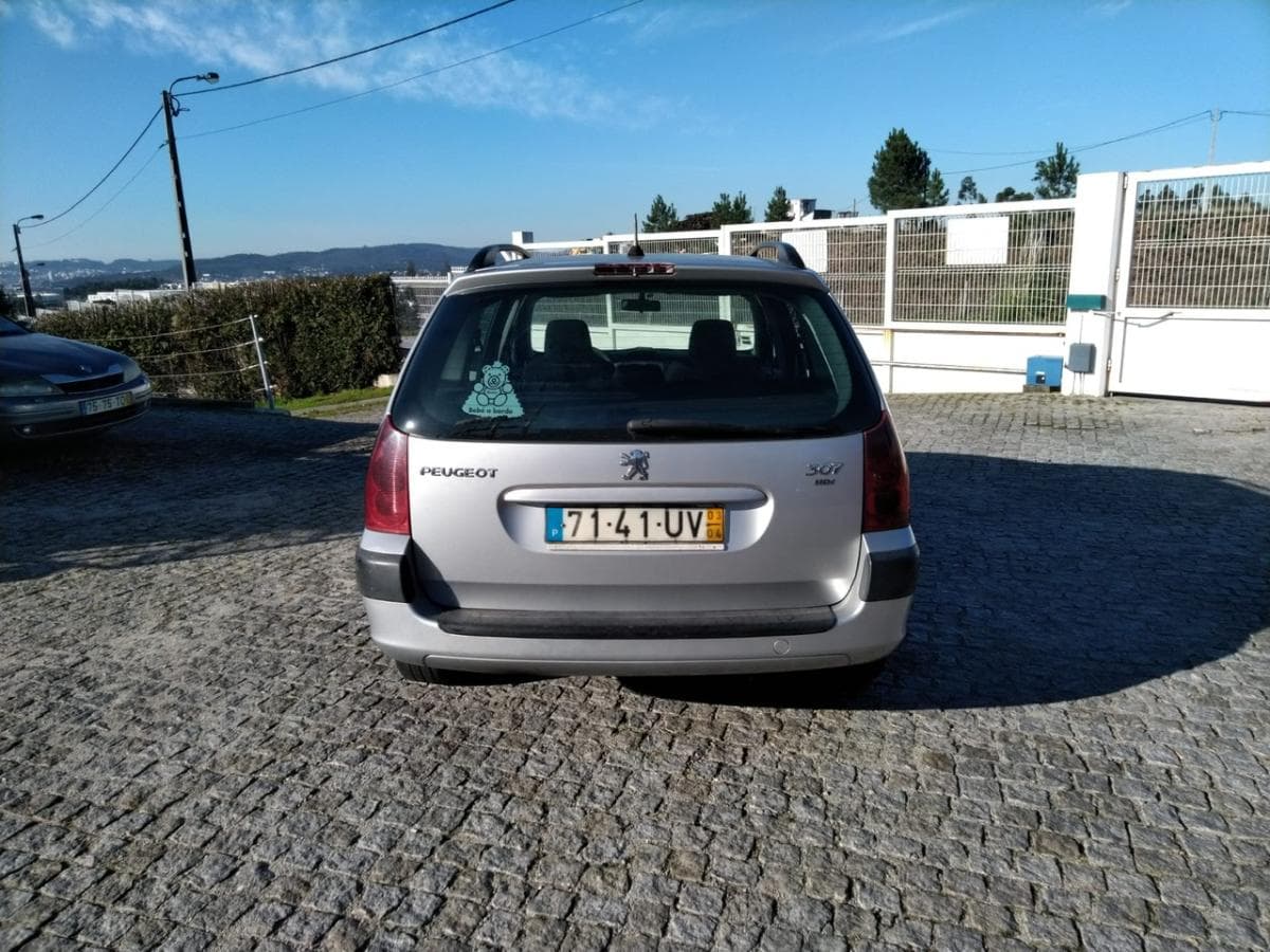 Peugeot 307 SW 1.4 HDI — imagem 4